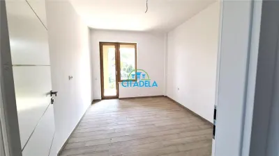 Apartament 3 camere bloc nouCetate ,65 mp utili,etaj 1, - foto 3