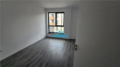 Apartament 3 camere, bloc nou, Centru  - 96000 euro - foto 5