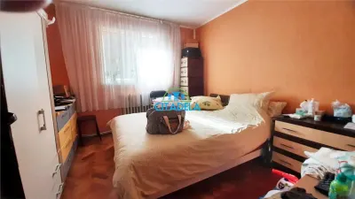 Apartament 3  camere, etaj 1,boxa, beci, 76500 euro - foto 5