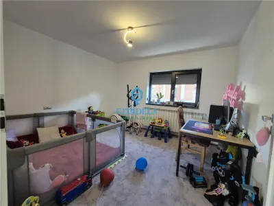 Casa Nouă de Vânzare în Alba Iulia - 4 Camere, Zona Orizont, 447 mp - foto 23