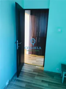 Apartament 2 camere decomandat Cetate-Mercur,85000 euro - foto 23