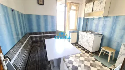 Apartament de vanzare ,etaj 2 Centru ,Alba Iulia - foto 2