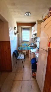 Apartament 2 camere Cetate -Spital,cu cu autorizatie de extindere spatiu comercial,birou - foto 3
