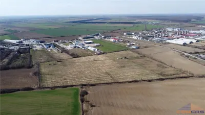 Teren intravilan si extravilan de vanzare - foto 2