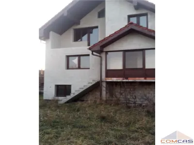 Casa de vanzare in Ardud - foto 4