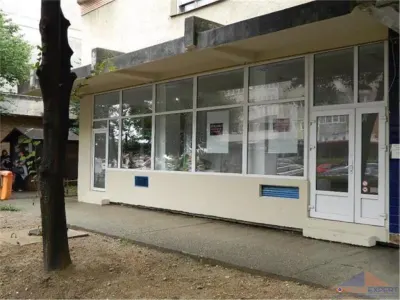 Spatiu comercial de inchiriat zona Soarelui - Satu Mare