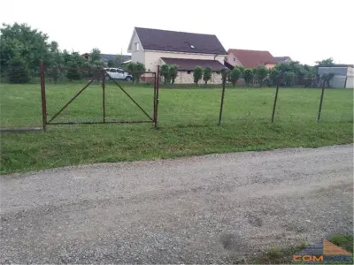Teren intravilan de vanzare in Vetis - foto 2
