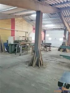 Inchiriez spatiu de 606 mp Parc Industrial Vetis - foto 6