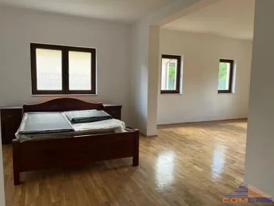 Casa de vanzare P+1E, Bercu Rosu - foto 4