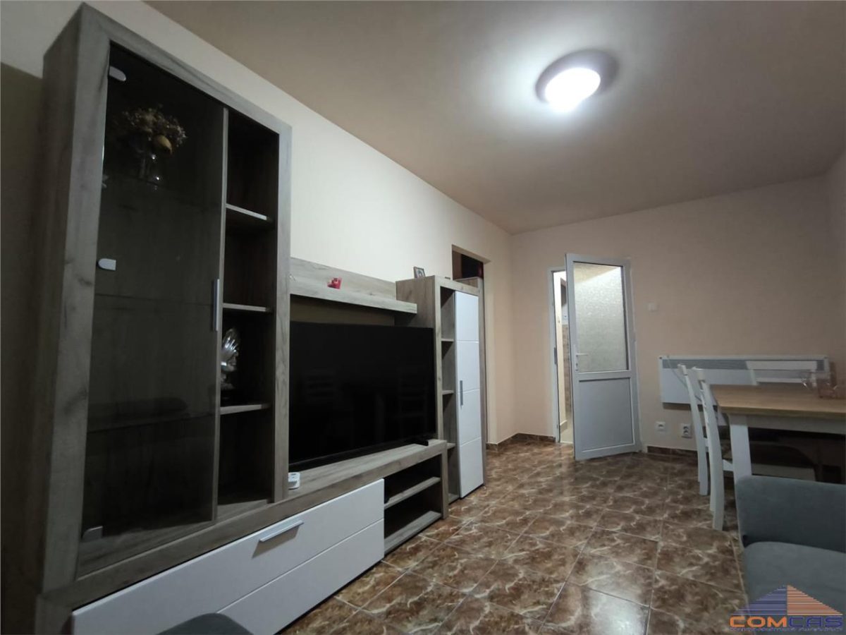 2 camere Carpați 1 - Satu Mare