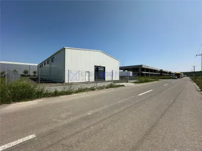 Hala/ showroom in intersectie, 598mp, sos. centura Iasi - foto 2