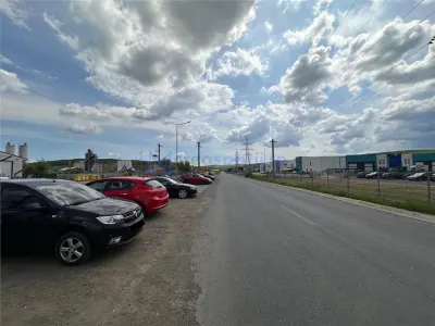 Platforma betonata, de la 550mp la 1250mp, Parc Miroslava, Bratuleni - foto 7