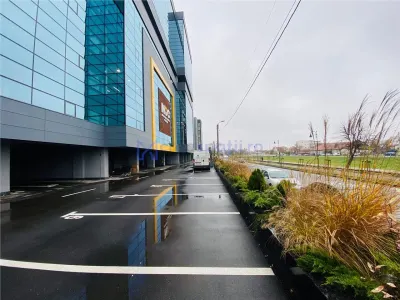 Spatii birouri semicentru, Podul de Piatra, Noc, de la 40mp la 1000mp - foto 12