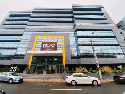 Spatii birouri semicentru, Podul de Piatra, Noc, de la 40mp la 1000mp - foto 10
