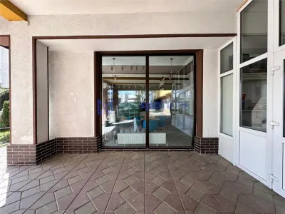 Spatiu comercial Tg. Neamt centru, 48mp, aproape de Catena - foto 15
