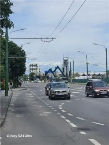 Garsonieră  Tractorul , B-dul 13 Decembrie ,zona CORESI! - foto 11