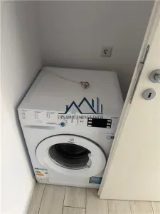 ichiriere studio , Strada Christian Pomarius nr. 7 din Brașov (zona Tractorul, aproape de Coresi Shopping - foto 8