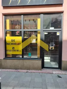Spatiu comercial de inchiriat, zona Ultracentral - Arad