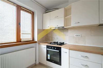 Apartament 3 camere zona Libelula de inchiriat - foto 3