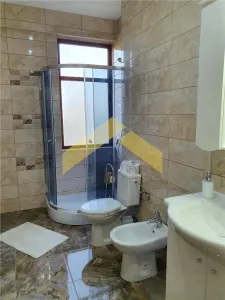 Casa pe colt cu teren de 2464 mp in ZONA MICALACA - foto 13
