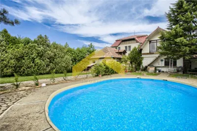 Casa pe colt cu teren de 2464 mp in ZONA MICALACA - foto 6