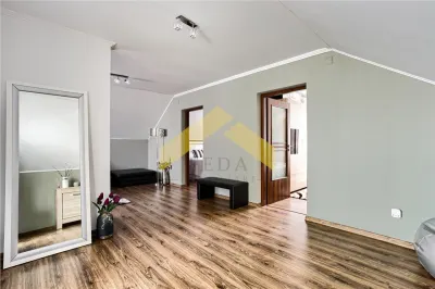 Casa noua de vanzare orasul Ineu - foto 2