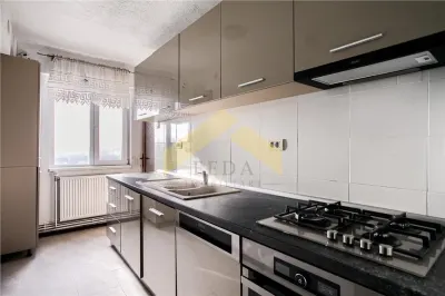 Apartament 2 camere de vanzare zona Aurel Vlaicu - foto 2
