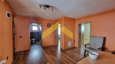 Casa cu etaj in Zadareni de vanzare - foto 2