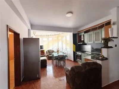Apartament 3 camere de inchiriat ultracentral - Arad