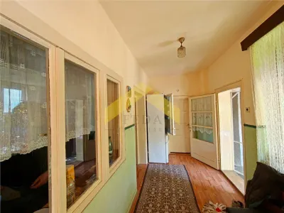 Casa la sol de vanzare in Vladimirescu - foto 5