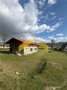 Cabana din piatra de codru si busteni pe Clisura Dunarii, Caraș-Severin - foto 23