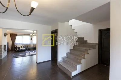 Vila cu 6 camere, 952 mp teren, Saucesti, Bacau - foto 18