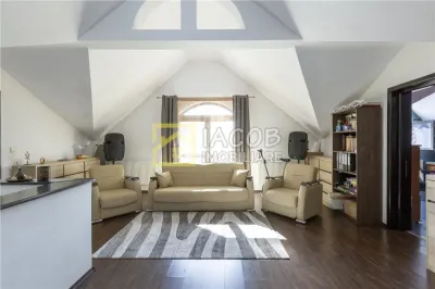 Vila cu 6 camere, 952 mp teren, Saucesti, Bacau - foto 20