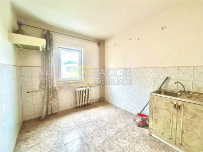 Str. Neagoe Voda, 3 camere, etaj 3, Bacau - foto 6