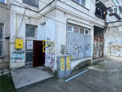 Spatiu comercial zona Parcul Catedralei Bacau - foto 19