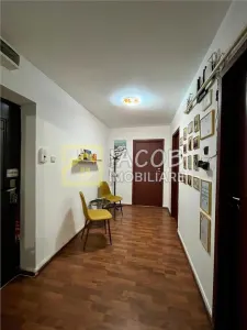 Birou de inchiriat, zona centrala Bacau - foto 4