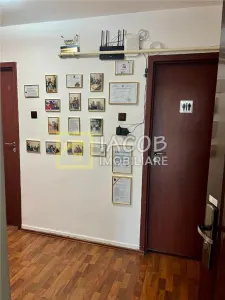 Birou de inchiriat, zona centrala Bacau - foto 5