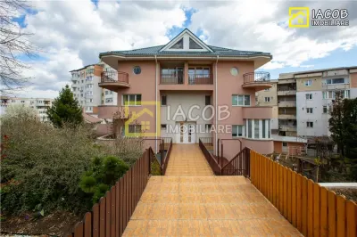 1/2 Duplex  S+D+P+2E, 455 mp in zona centrala a mun. Bacau - foto 5