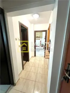 Apartament cu 3 camere, zona Milcov, Bacau - foto 3