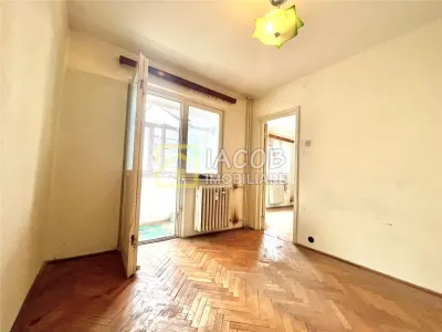 Apartament 3 camere, str. Stadionului, etaj 2 - foto 4