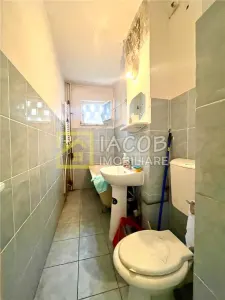 Apartament 3 camere, str. Stadionului, etaj 2 - foto 8