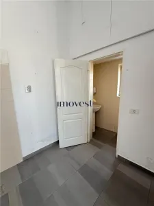 Spatiu comercial de inchiriat - foto 5
