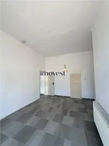 Spatiu comercial de inchiriat - foto 6