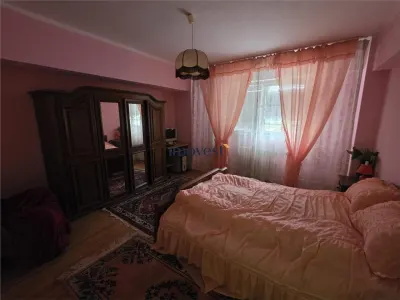 De inchiriat:Apartament cu 4 camere in zona Lucian Blaga - foto 20