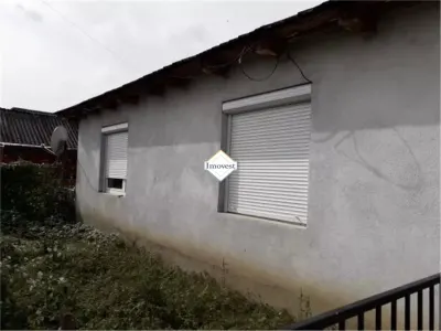 Casa de vanzare - foto 1