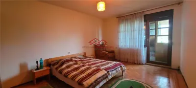 Casa individuala garaj pivnita curte superba Talmaciu - foto 14