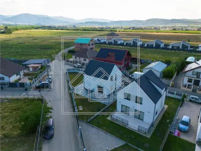 Casa noua de vanzare, 4 camere, 2 bai, terasa 21 mp, zona linistita - Cristian