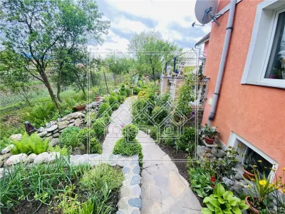 Vila individuala in Avrig - confort lux - 7 camere, 4 bai, 2 balcoane - foto 15