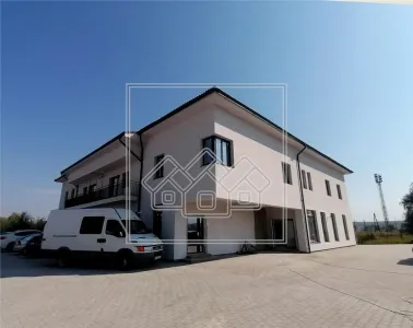 Ap.in vila, cu 2 camere si balcon - parcare in curtea privata a vilei - foto 11