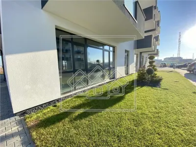 Spatiu comercial de 259 mp utili - Zona Calea Surii Mici - foto 11